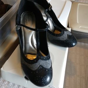 Ladies Shoes